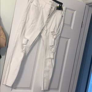 White distressed denim jeans